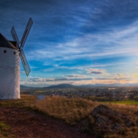 MOLINOS DE VIENTO DE HERENCIA