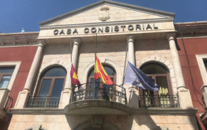 Lee más sobre el artículo CASA CONSISTORIAL DE VALDEPEÑAS