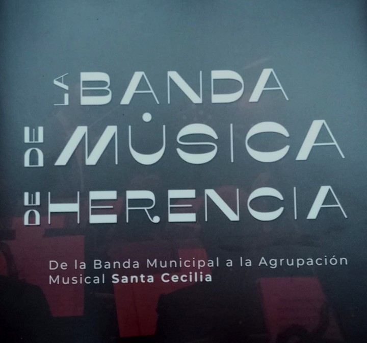 En este momento estás viendo LA BANDA DE MÚSICA DE HERENCIA. De la Banda Municipal a la Agrupación Musical Santa Cecilia.