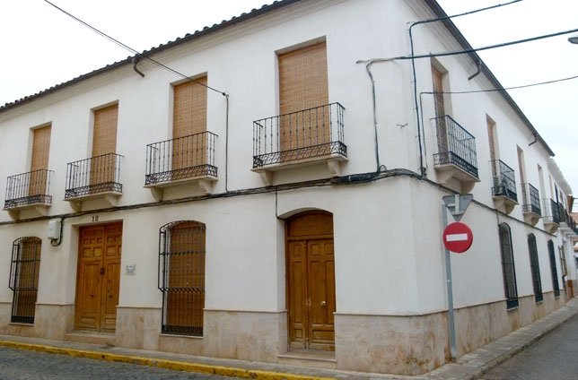 En este momento estás viendo LA CASA MALPICA EN MANZANARES
